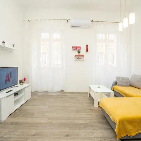 Apartments Lucija & Katia Rijeka Exterior photo