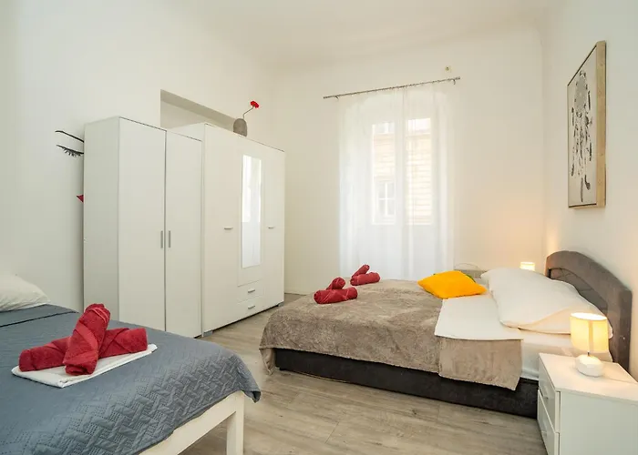 Apartments Lucija & Katia
